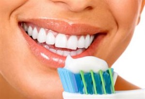 Escovar Os Dentes Foto Imagem Mitos E Verdades